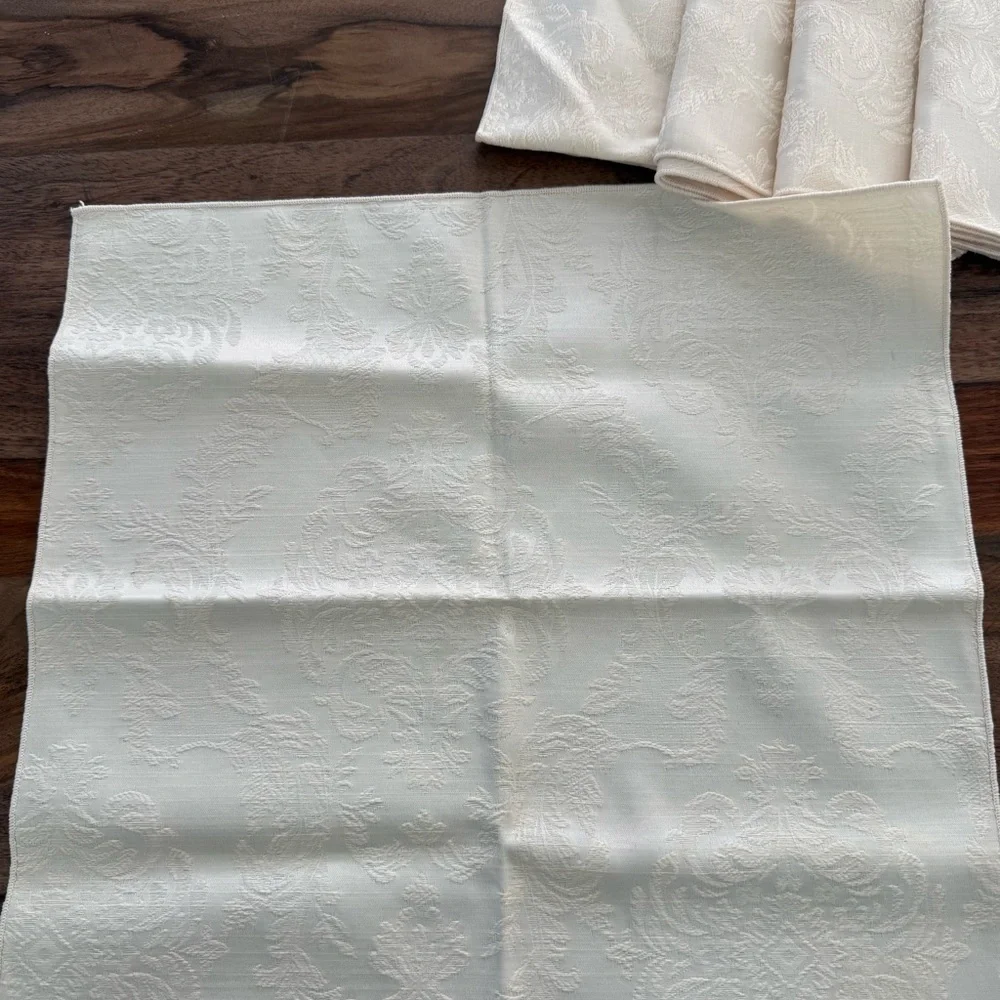 Linen Napkins Set of 5 light ivory fancy dinner dining home decor Victorian